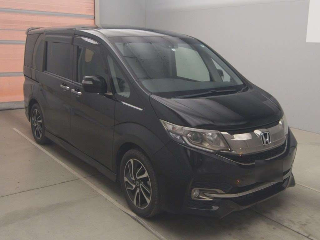 2016 Honda Step WGN Spada RP3[2]