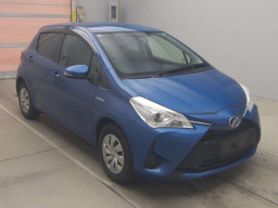 2017 Toyota Vitz