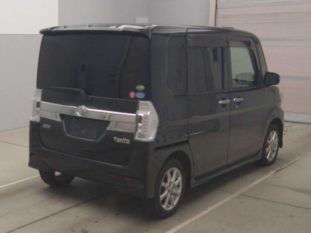 2013 Daihatsu Tanto LA600S[1]