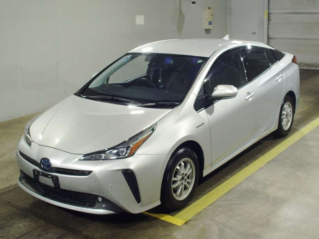 2019 Toyota Prius ZVW55[0]