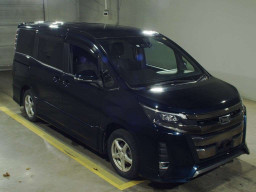 2017 Toyota Noah