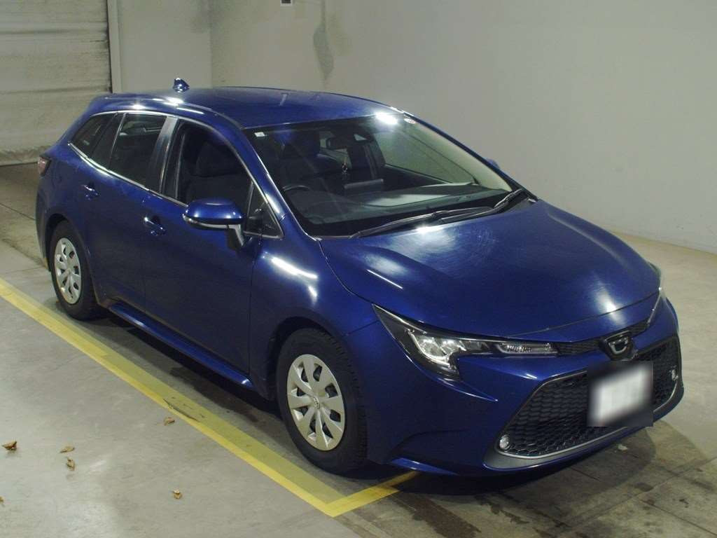 2020 Toyota Corolla Touring Wagon ZRE212W[2]