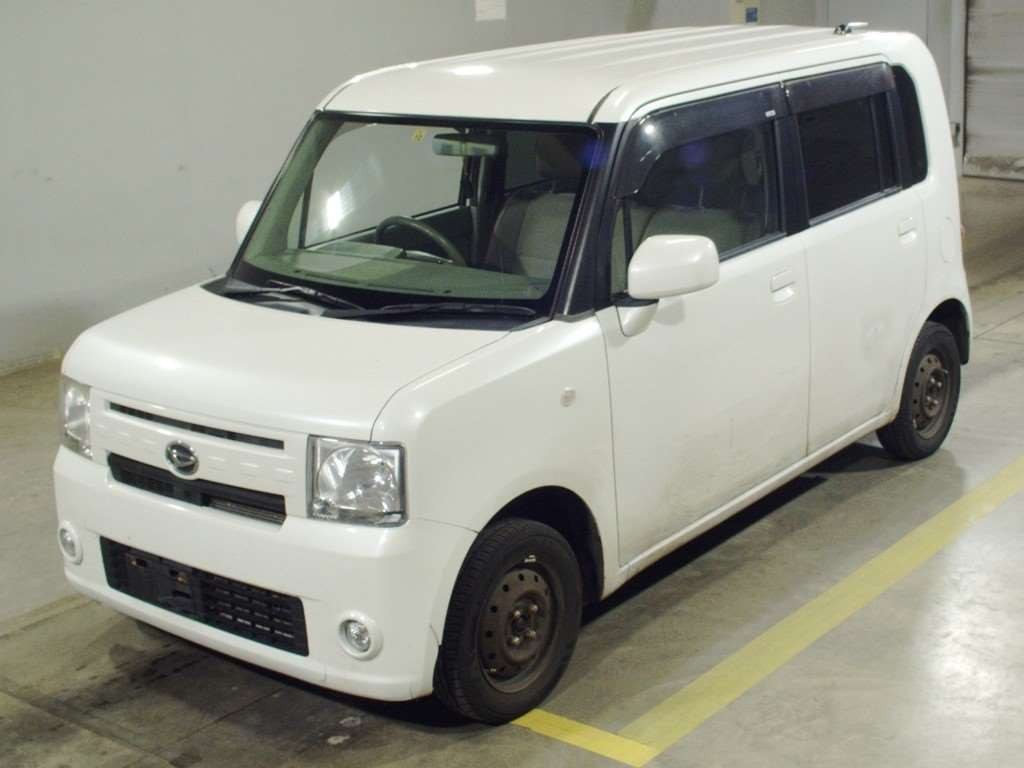 2011 Daihatsu Move Conte L585S[0]