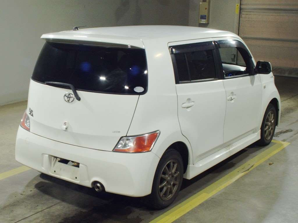 2006 Toyota bB QNC25[1]