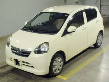 2012 Daihatsu Mira es