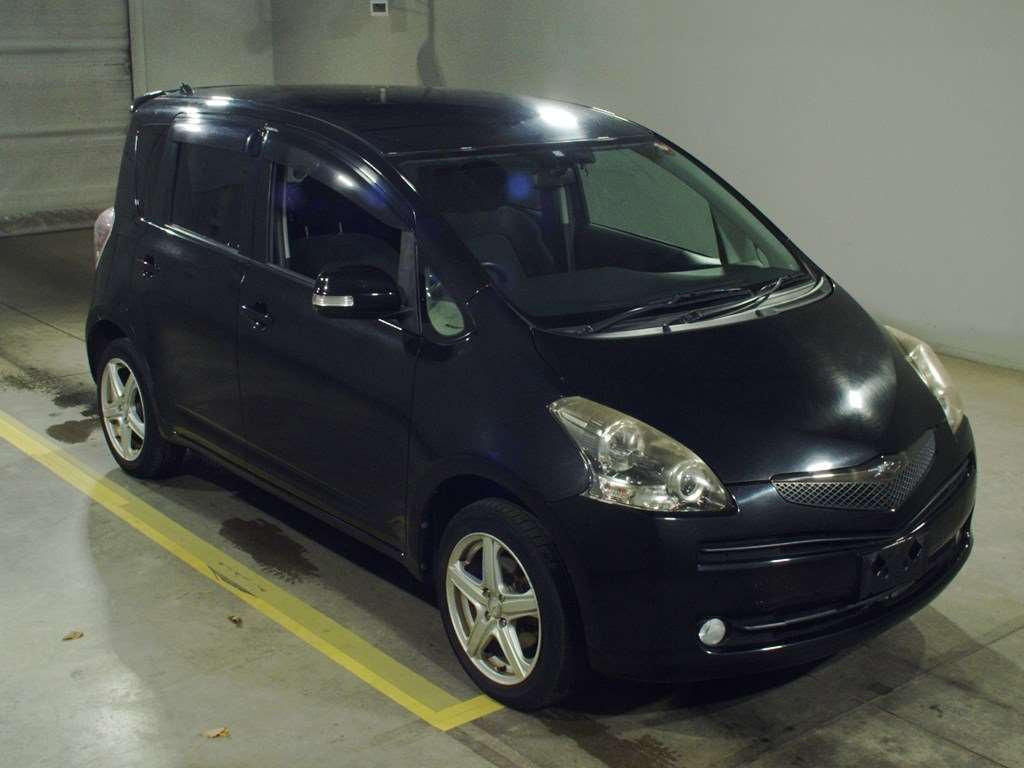 2009 Toyota Ractis NCP105[2]