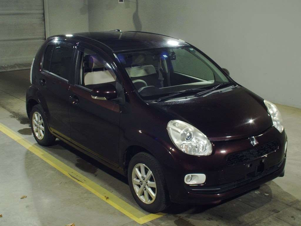 2016 Toyota Passo KGC35[2]