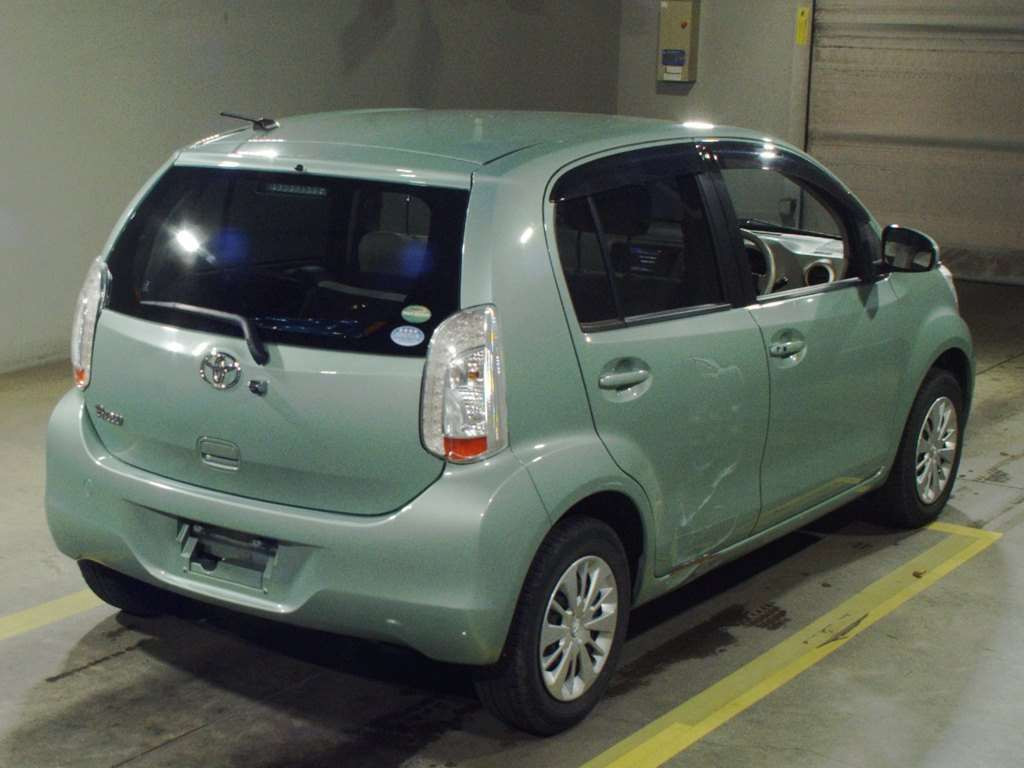 2014 Toyota Passo KGC35[1]