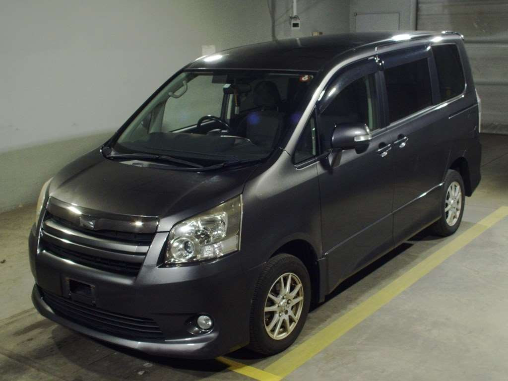 2009 Toyota Noah ZRR75W[0]