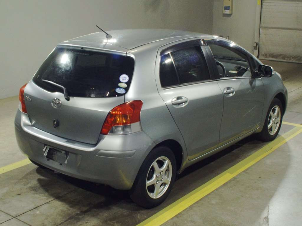 2010 Toyota Vitz KSP90[1]