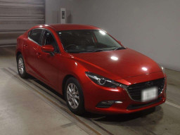 2016 Mazda Axela