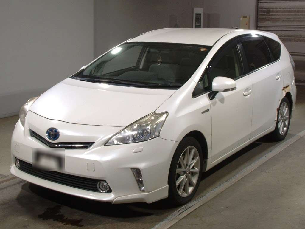 2012 Toyota Prius alpha ZVW41W[0]