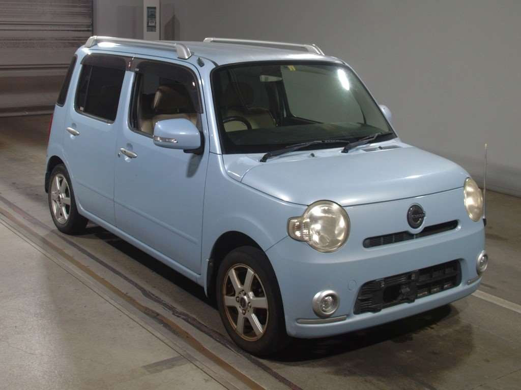 2010 Daihatsu Mira Cocoa L675S[2]