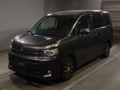 2012 Toyota Voxy