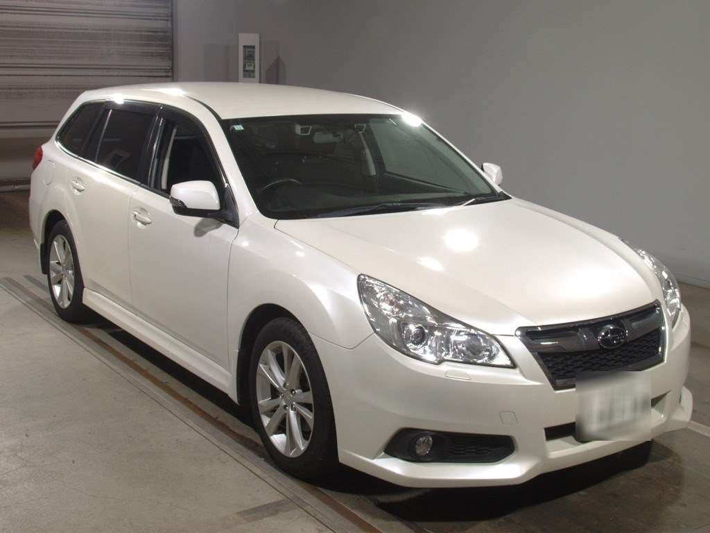 2013 Subaru Legacy Touring Wagon BRM[2]