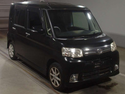 2012 Daihatsu Tanto