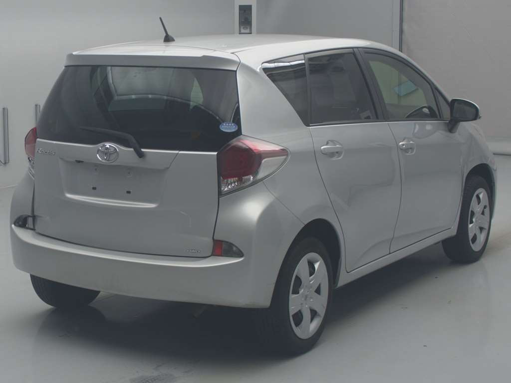 2016 Toyota Ractis NCP125[1]