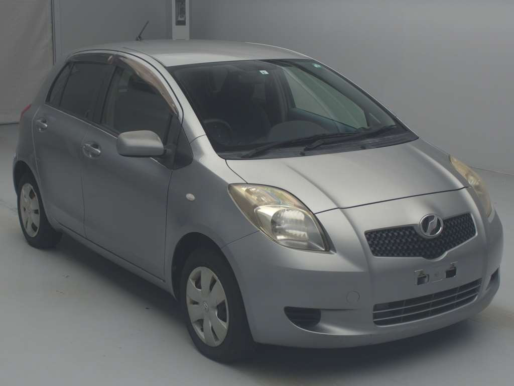 2007 Toyota Vitz SCP90[2]