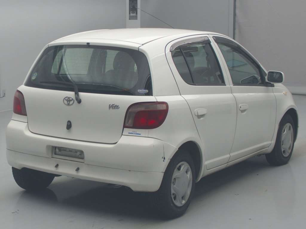 2001 Toyota Vitz SCP10[1]