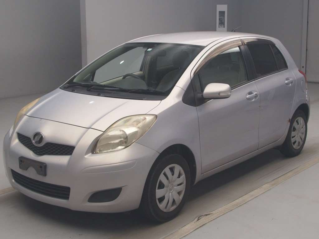 2009 Toyota Vitz SCP90[0]