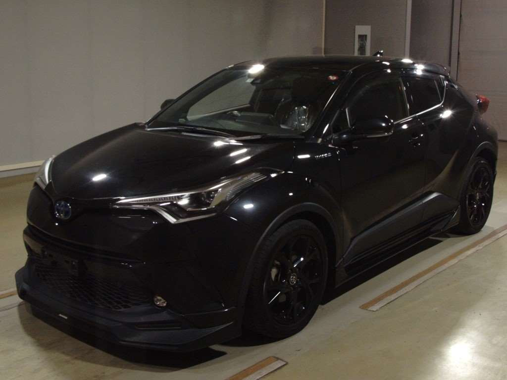 2019 Toyota C-HR ZYX10[0]