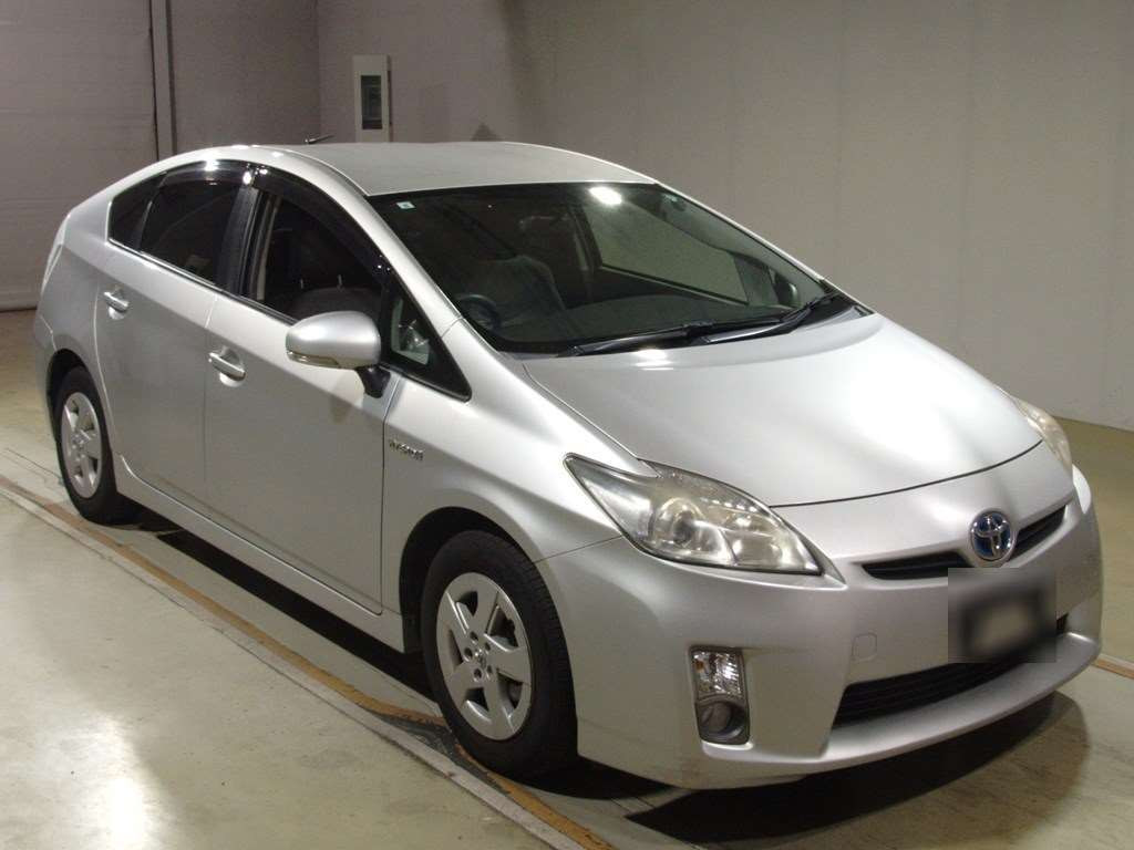 2009 Toyota Prius ZVW30[2]