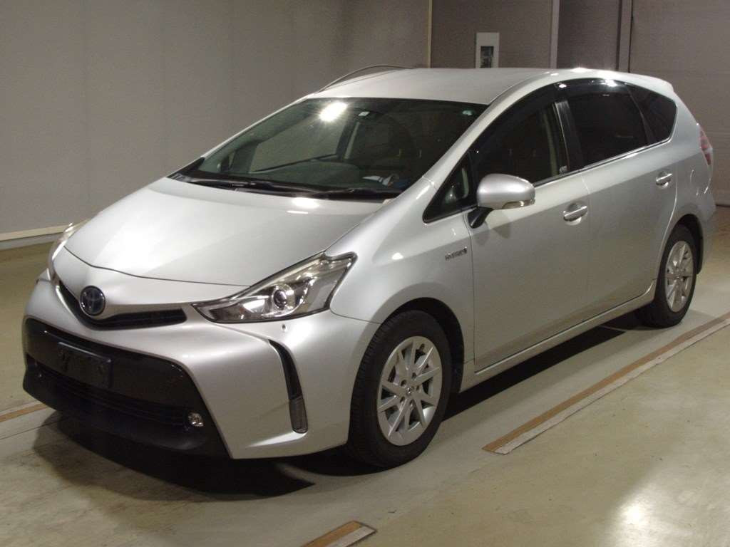 2016 Toyota Prius alpha ZVW41W[0]