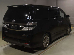 2014 Toyota Vellfire