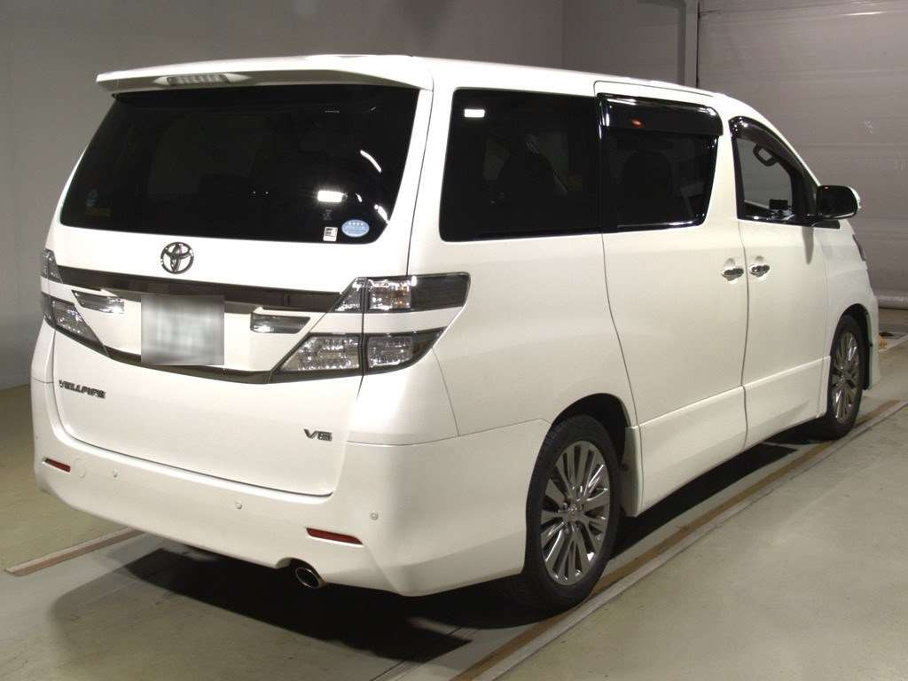 2012 Toyota Vellfire GGH20W[1]