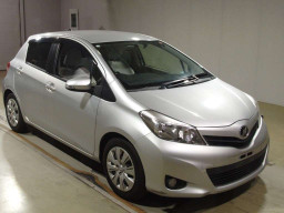 2012 Toyota Vitz