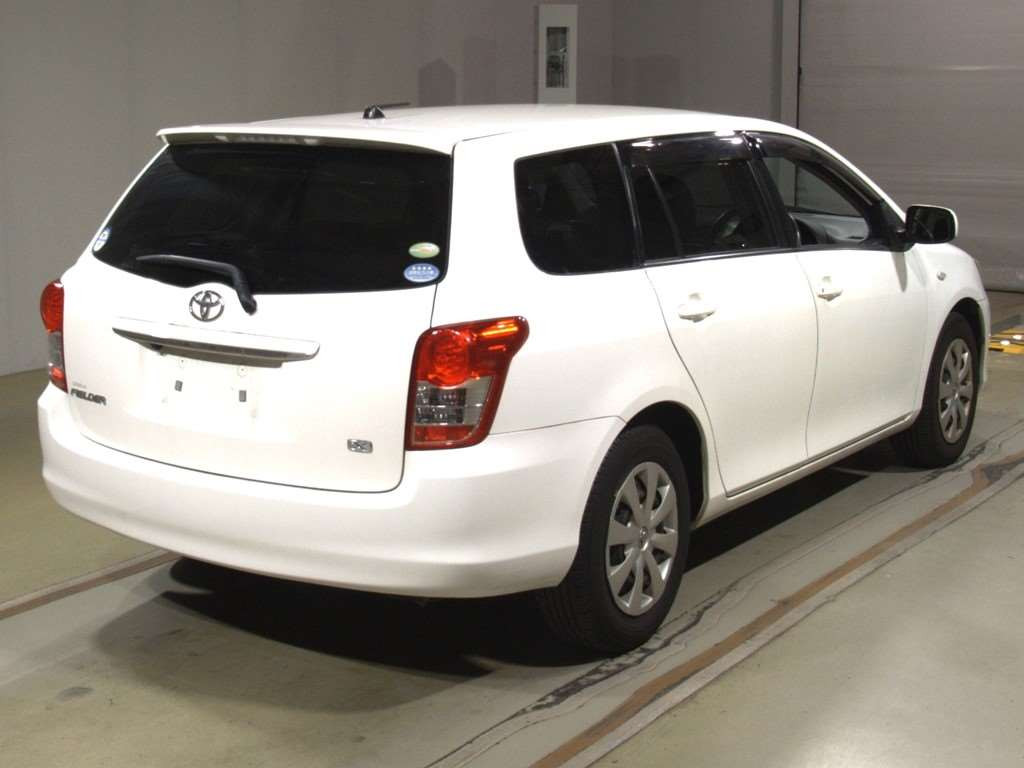 2010 Toyota Corolla Fielder NZE141G[1]