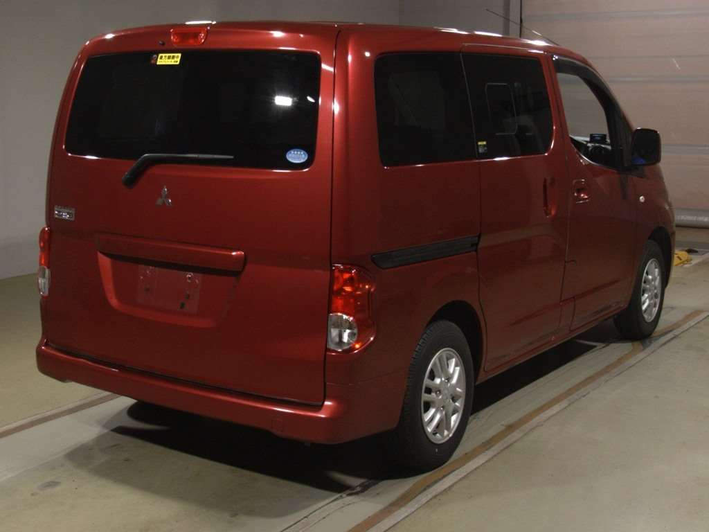 2012 Mitsubishi Delica D3 BM20[1]