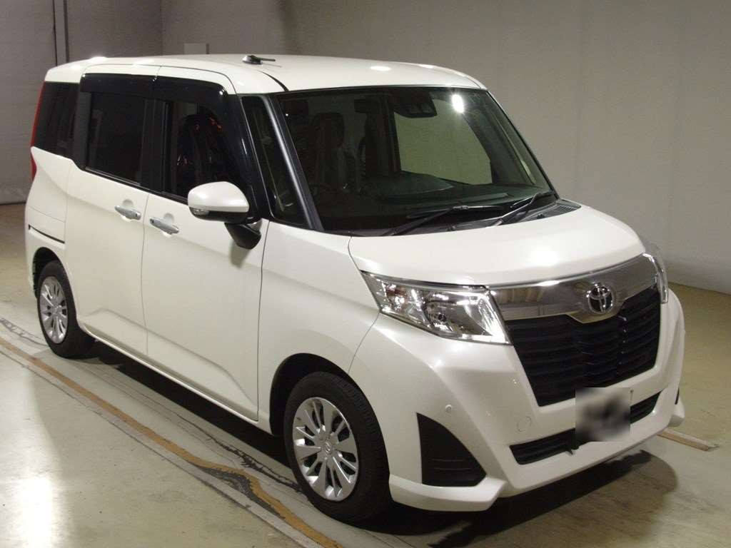 2019 Toyota Roomy M900A[2]