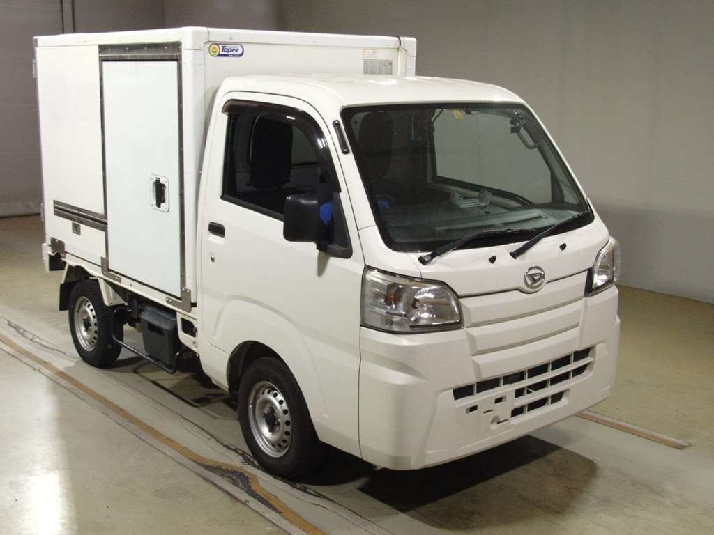 2018 Daihatsu Hijet Truck S500P[2]