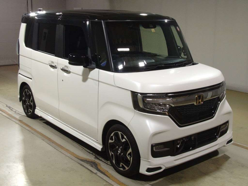 2019 Honda N-BOX CUSTOM JF3[2]