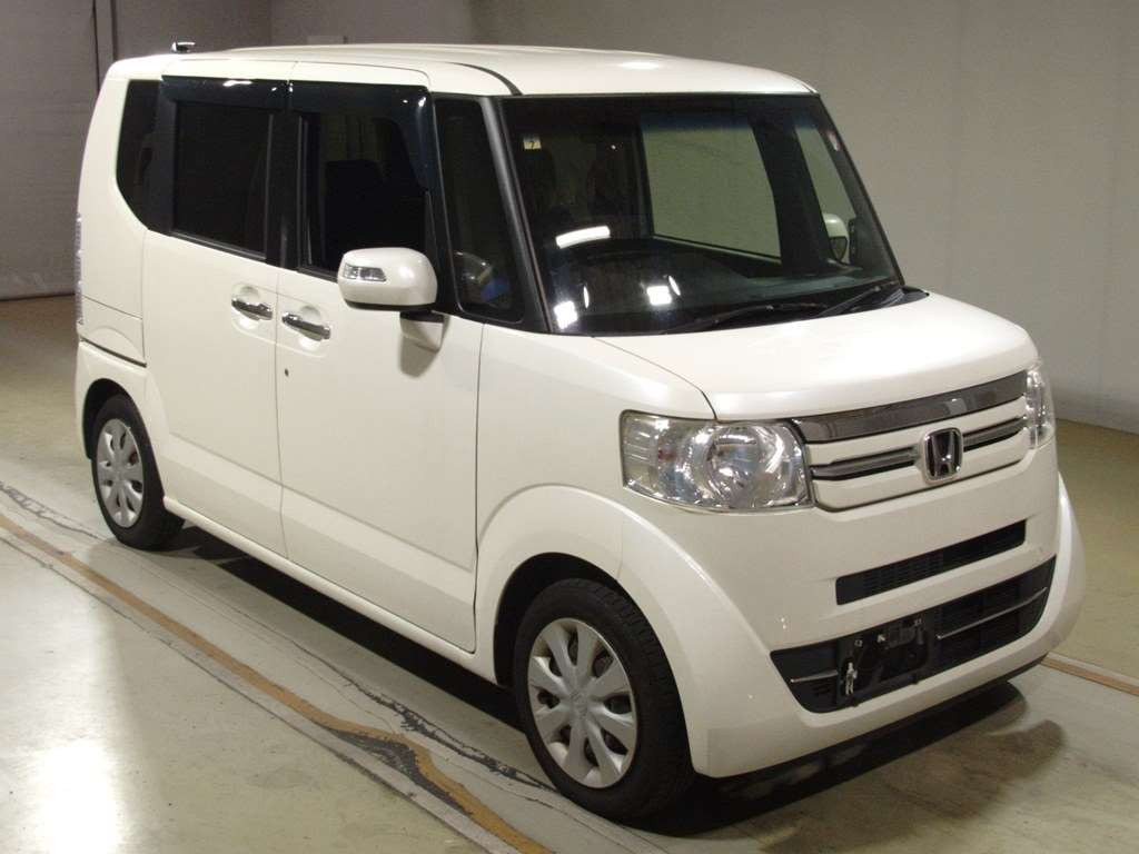 2016 Honda N-BOX JF1[2]