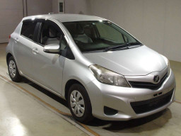 2011 Toyota Vitz