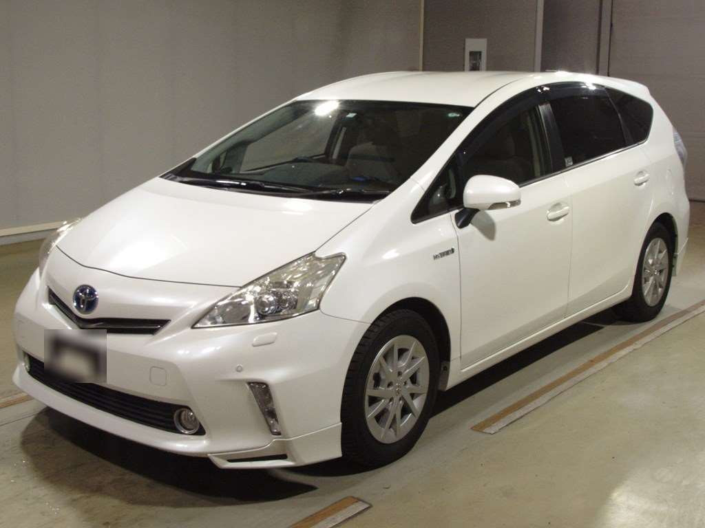 2012 Toyota Prius alpha ZVW41W[0]