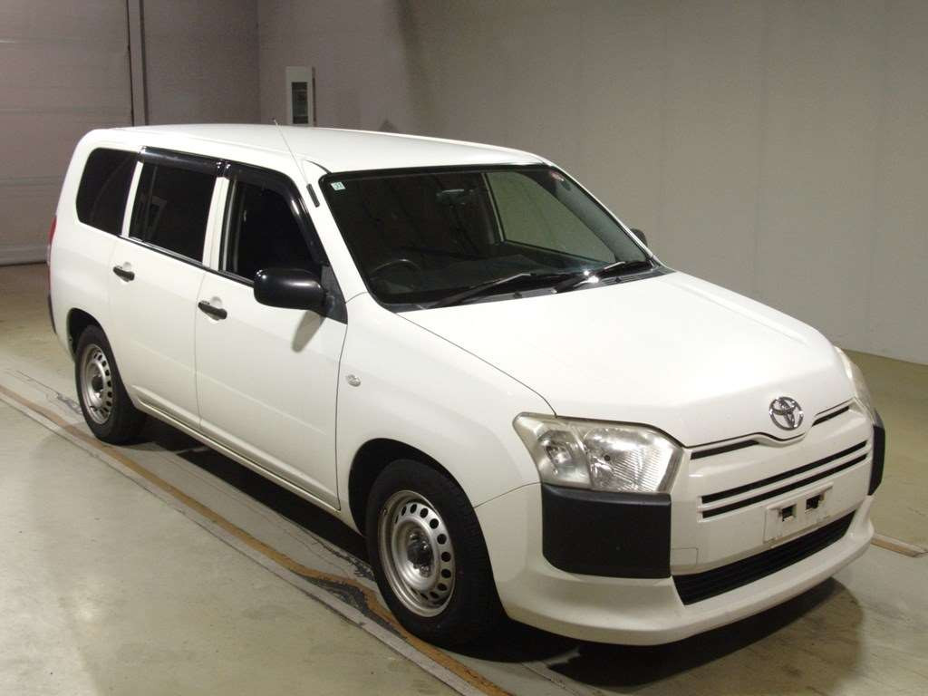 2015 Toyota Succeed NCP160V[2]