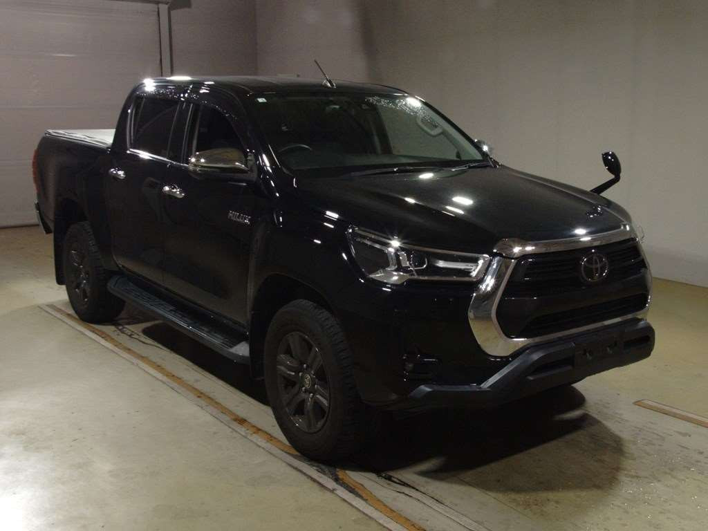 2021 Toyota Hilux GUN125[2]