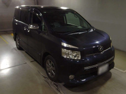 2008 Toyota Voxy