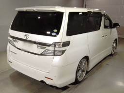 2014 Toyota Vellfire