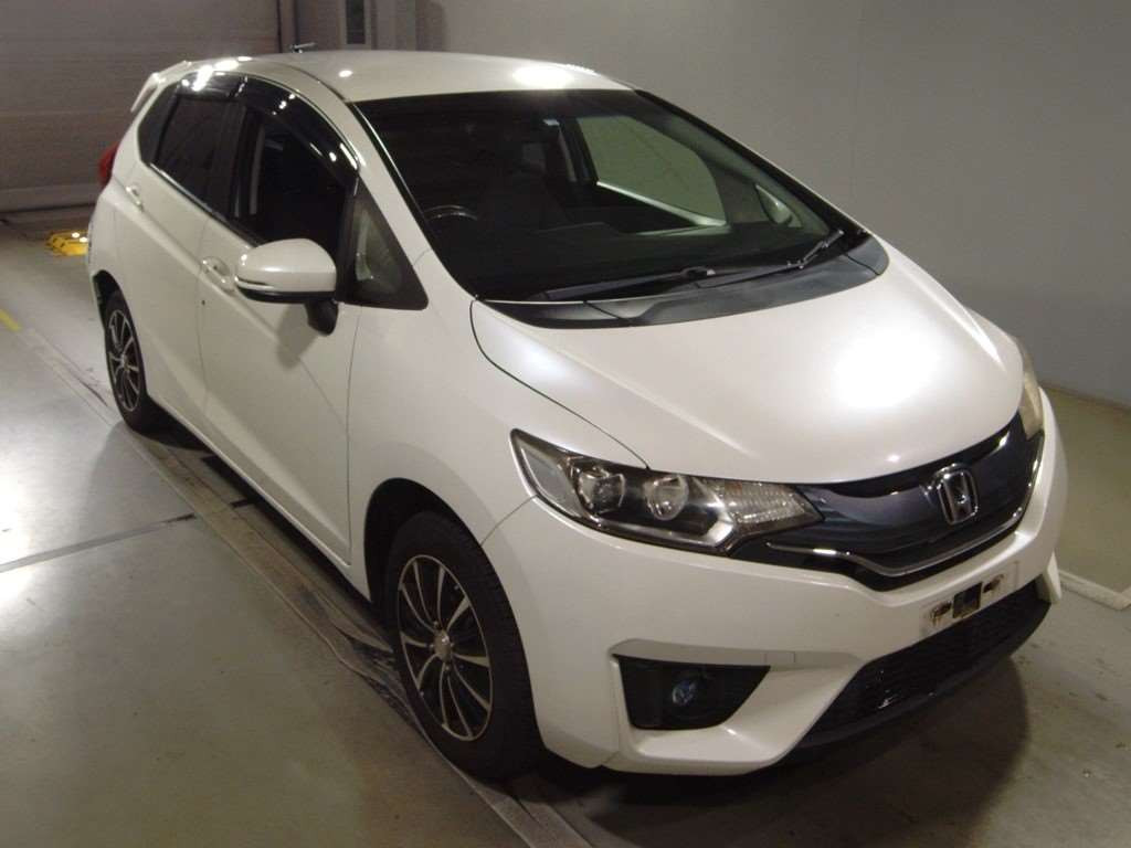 2014 Honda Fit GK4[2]