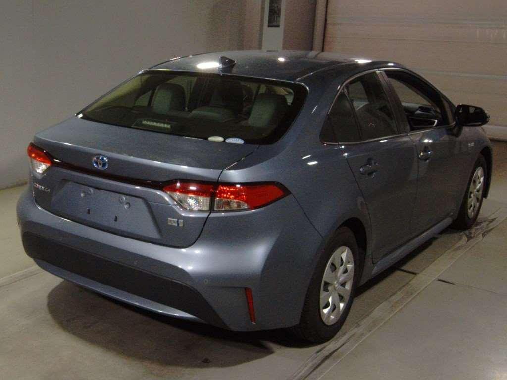 2019 Toyota Corolla Sedan ZWE214[1]