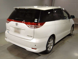 2007 Toyota Estima