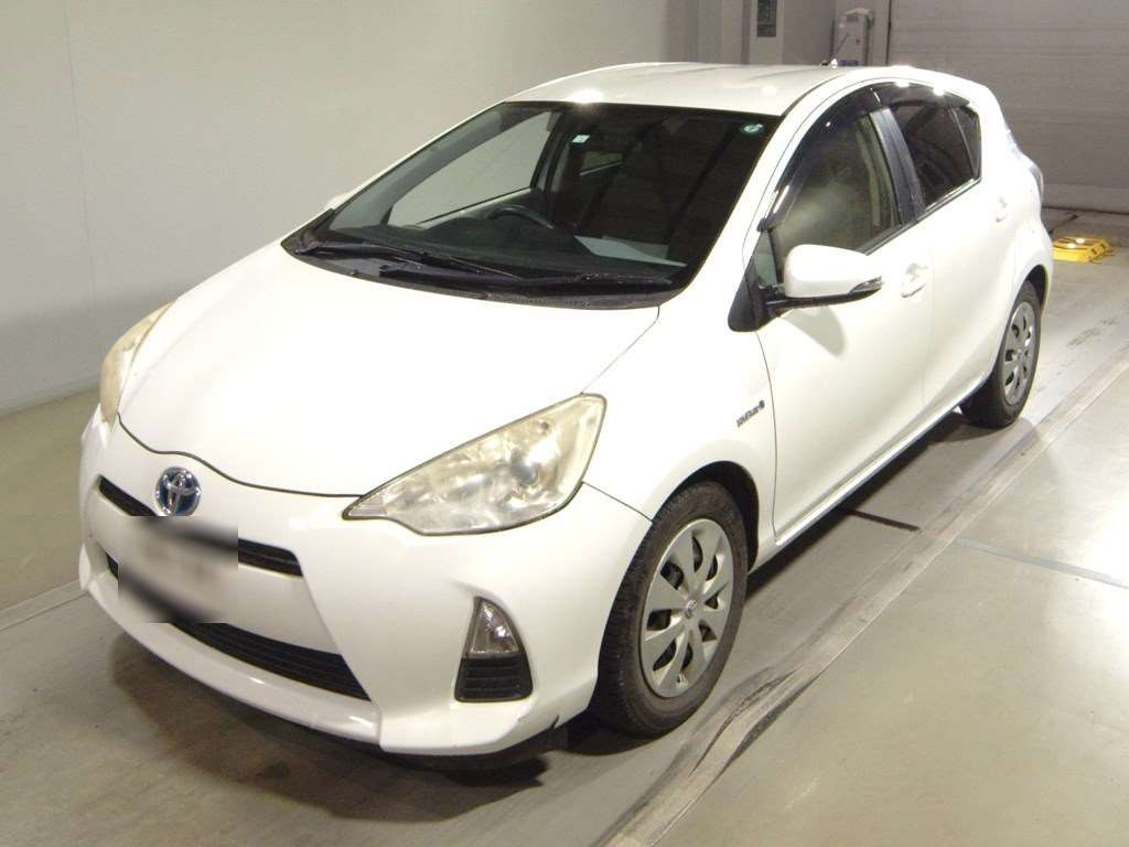 2012 Toyota Aqua NHP10[0]