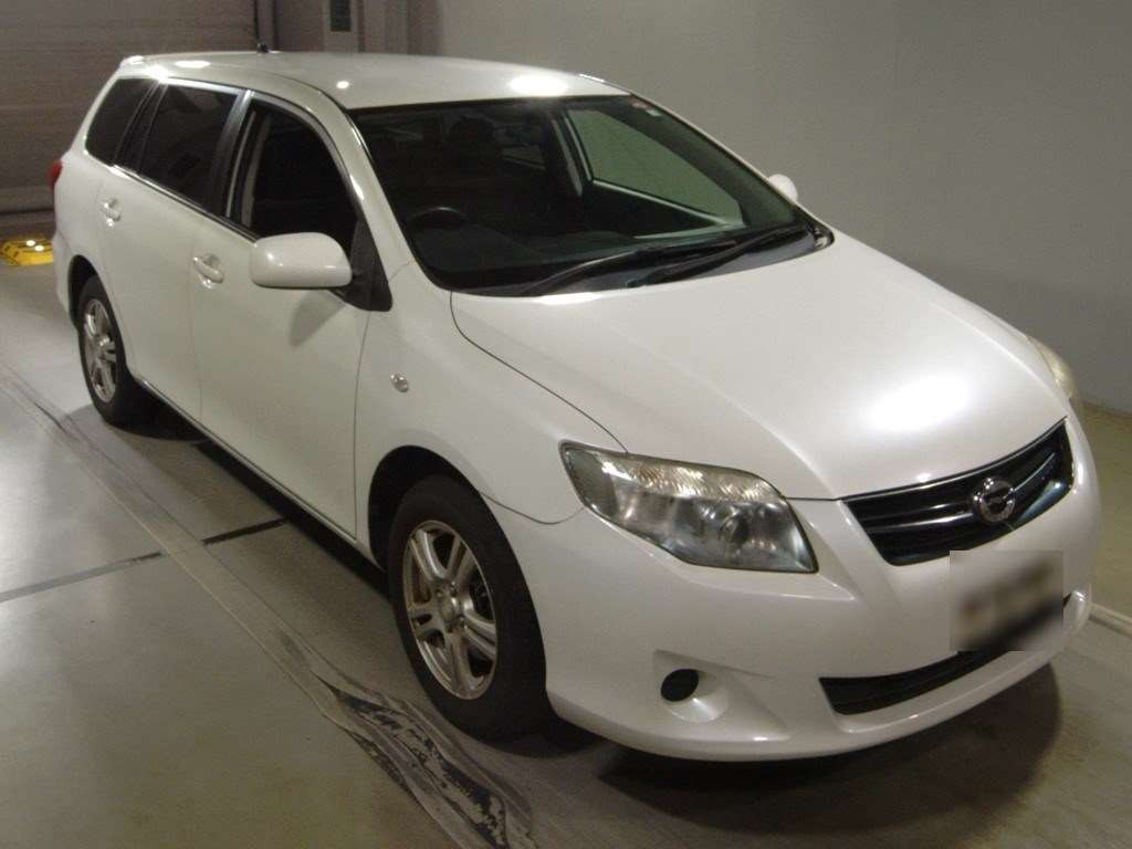 2010 Toyota Corolla Fielder NZE141G[2]