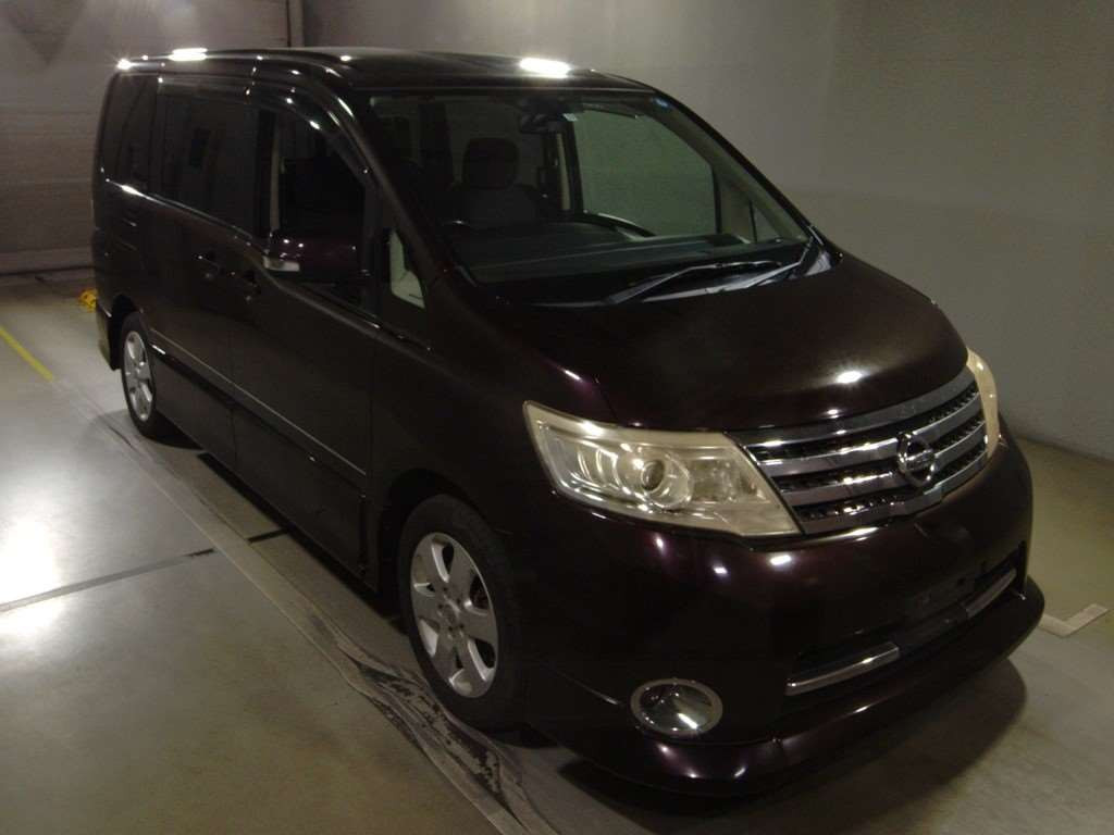 2009 Nissan Serena CC25[2]