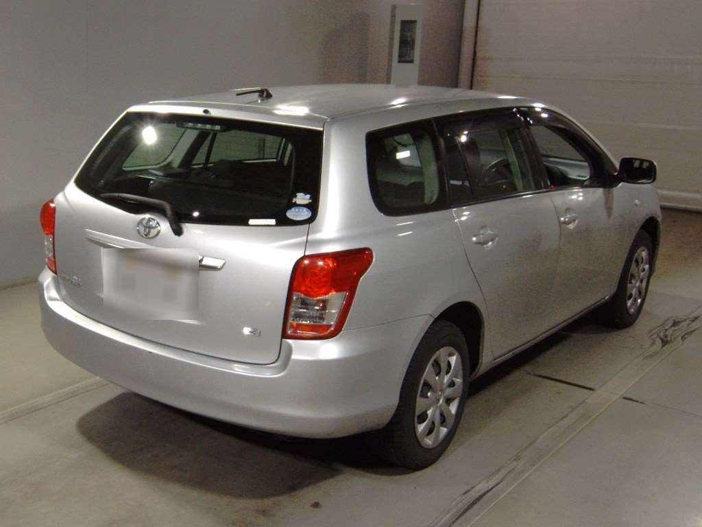 2011 Toyota Corolla Fielder NZE144G[1]