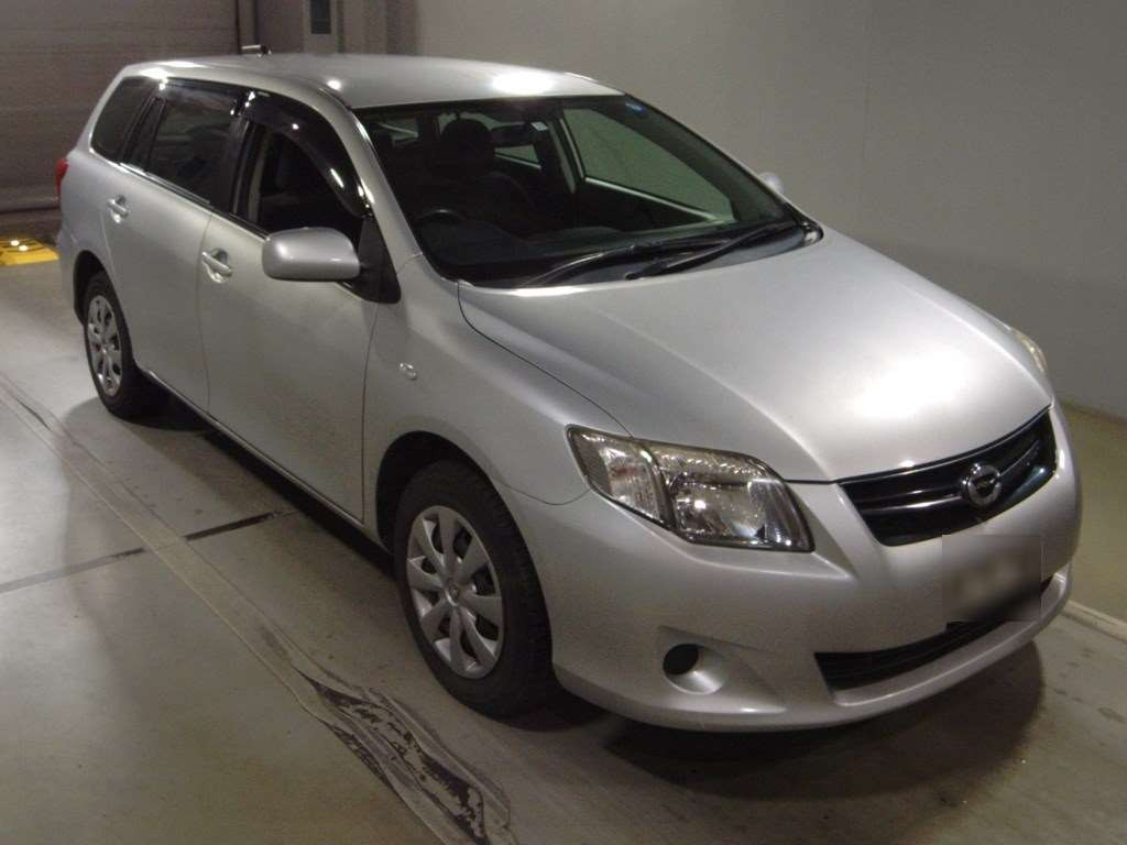 2011 Toyota Corolla Fielder NZE144G[2]